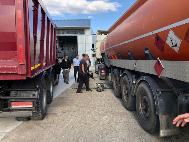 Трое ставропольцев подозреваются в краже почти 60 тонн дизеля у РЖД