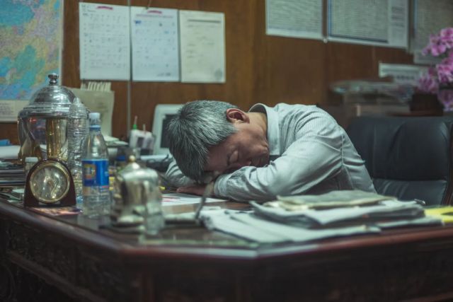 Что делать, если устал от людей к концу года