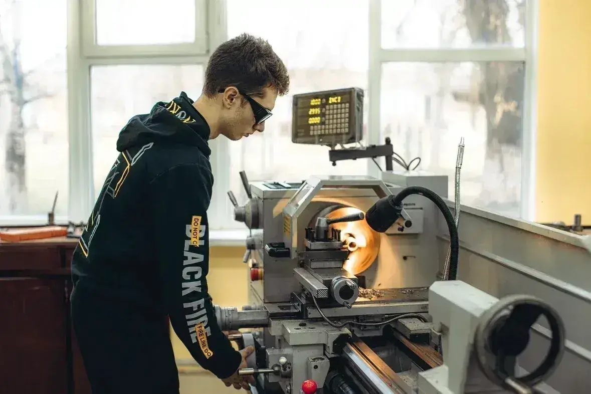 Топ-10 востребованных профессий назвали в кадровом центре Ставрополья