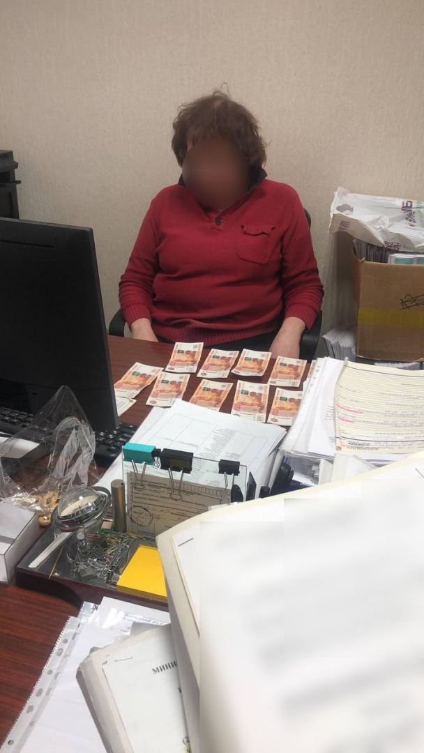 На Ставрополье инспектор госстройнадзора с имуществом в 45 млн рублей попалась на взятке в 280 тысяч