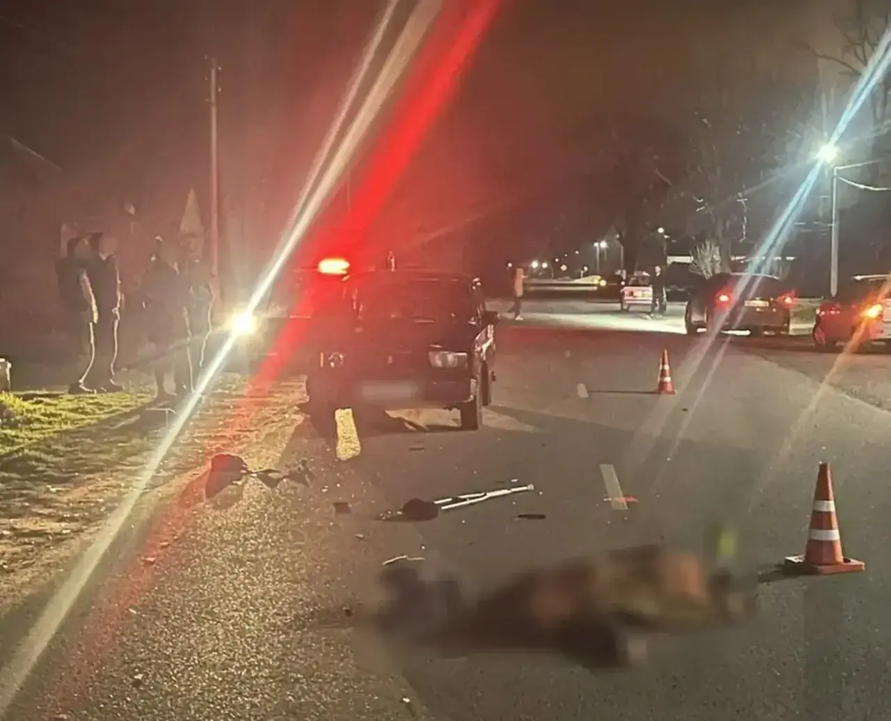 На Ставрополье автомобиль сбил двух пешеходов, один из них погиб