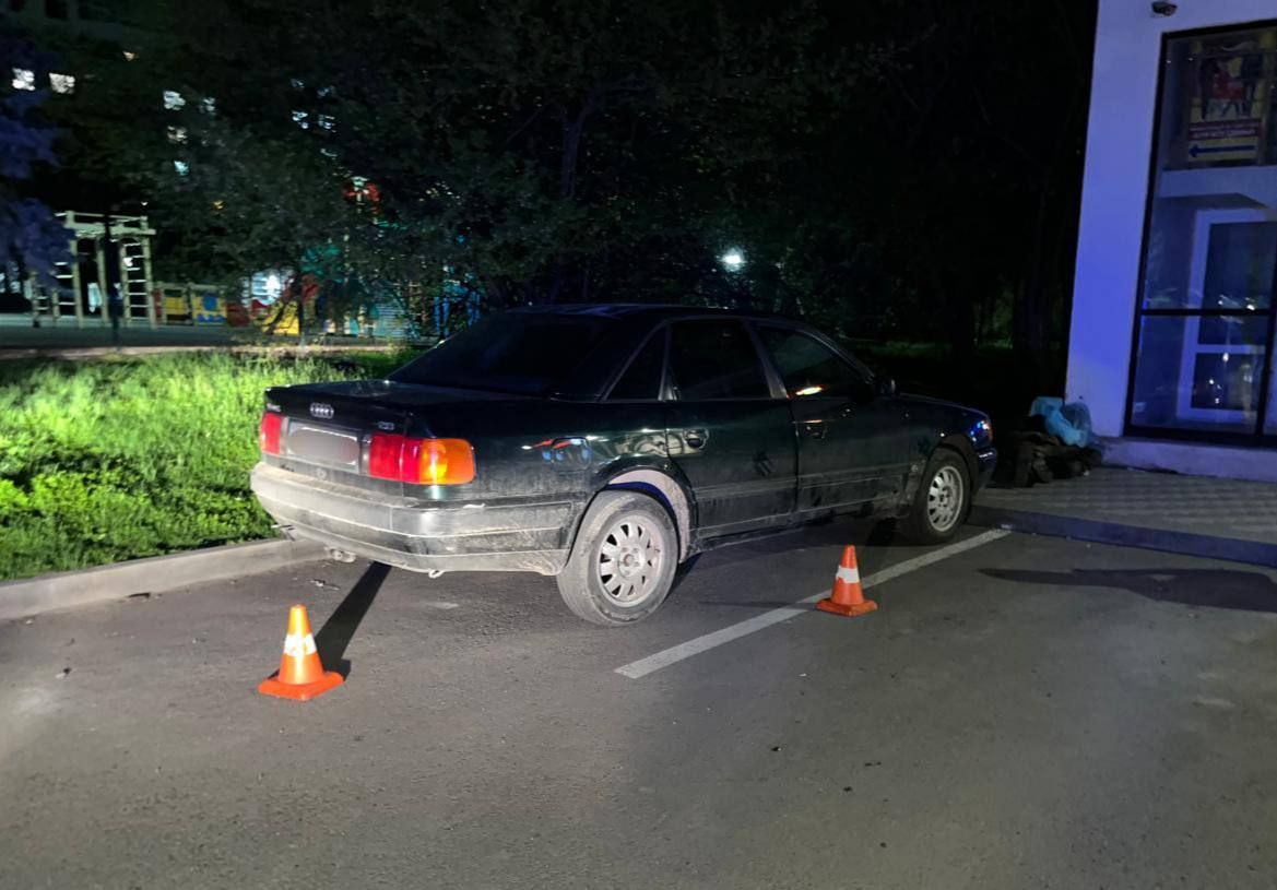 Автомобиль задавил своего владельца во время ремонта