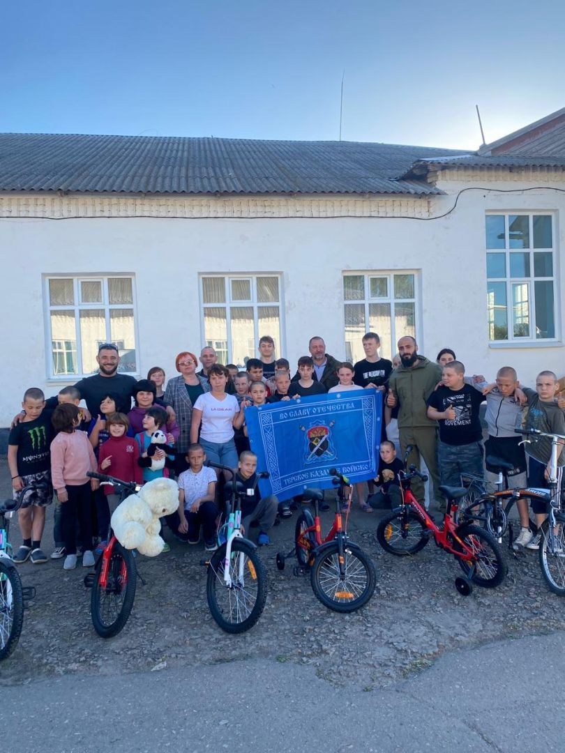 Ставропольские казаки привезли гуманитарную помощь для детского дома Херсонской области