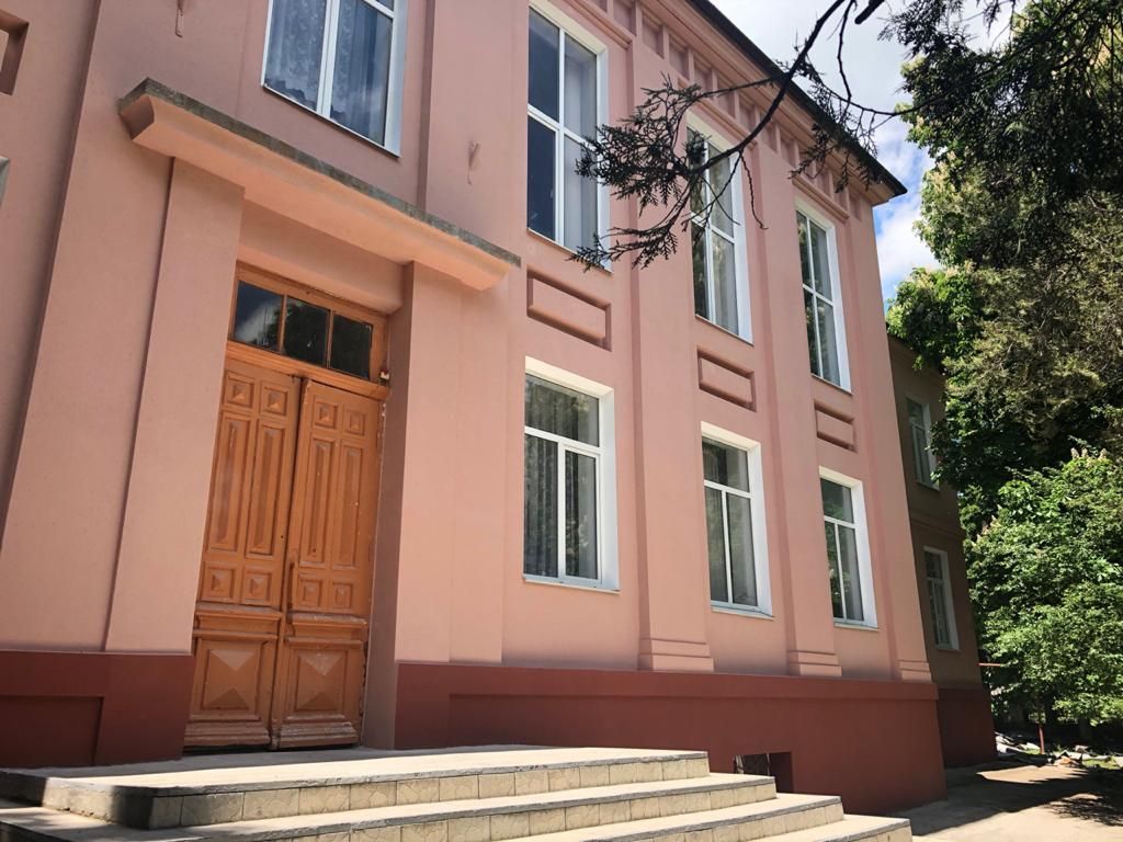 На Ставрополье растут объёмы ремонтных работ в школах На Ставрополье растут объёмы ремонтных работ в школах