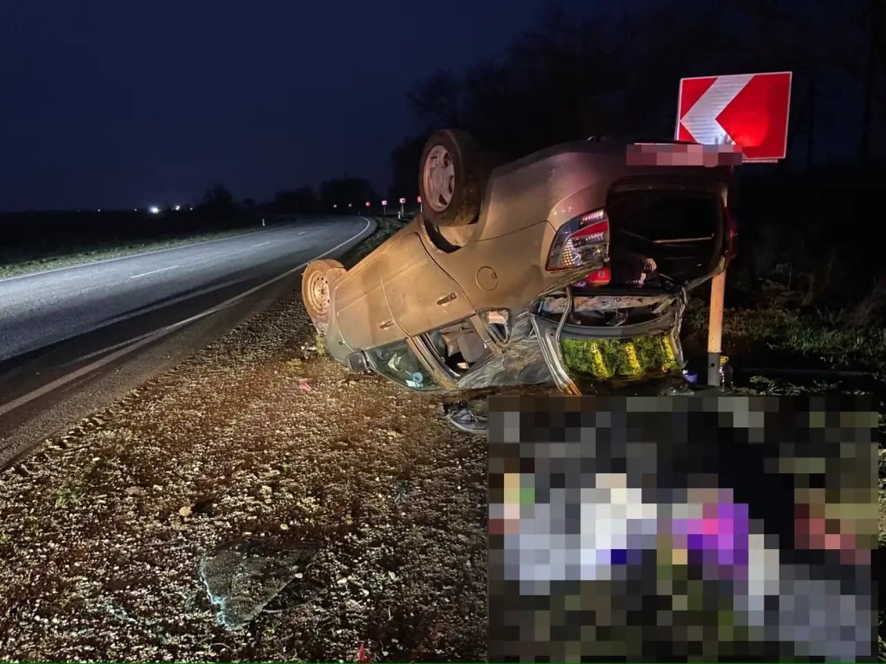 Двое краснодарцев пострадали при опрокидывании авто на ставропольской трассе