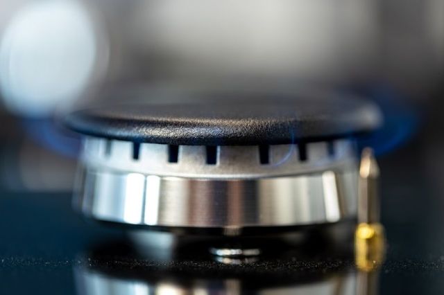 Двое взрослых и 6-летний ребёнок отравились угарным газом на Ставрополье