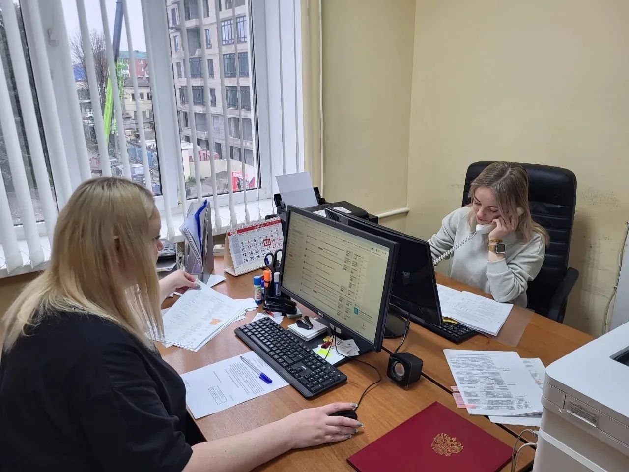 В Предгорье поздравили сотрудников экстренных служб, заступивших на новогоднее дежурство