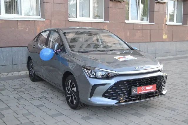 Ветеран СВО из Георгиевского округа получил специализированный автомобиль