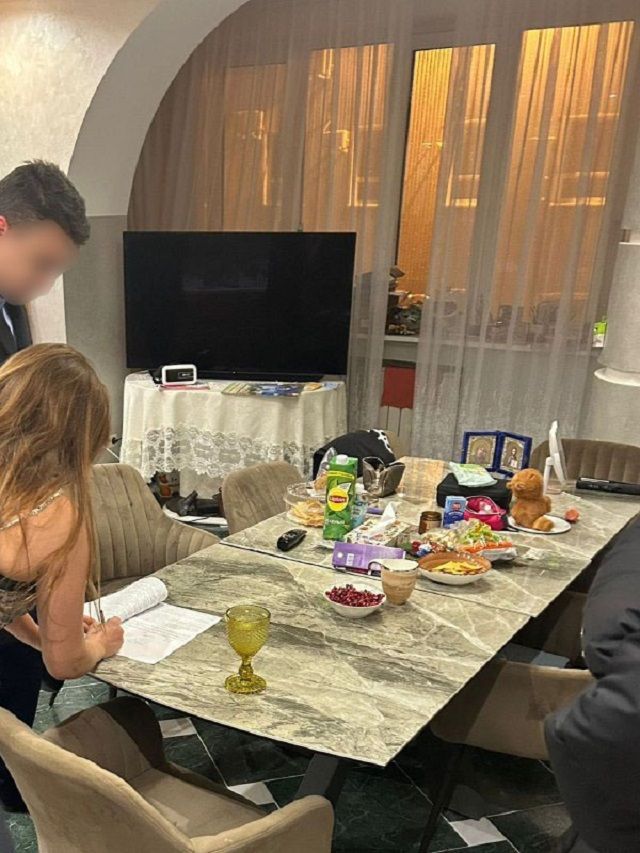 Экс-замначальника комитета образования Ставрополя похитила 2 млн рублей на дезинсекции детсадов