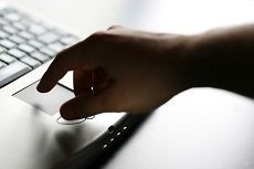 Судебные приставы разъяснили жителям краевой столицы их права Судебные приставы разъяснили жителям краевой столицы их права