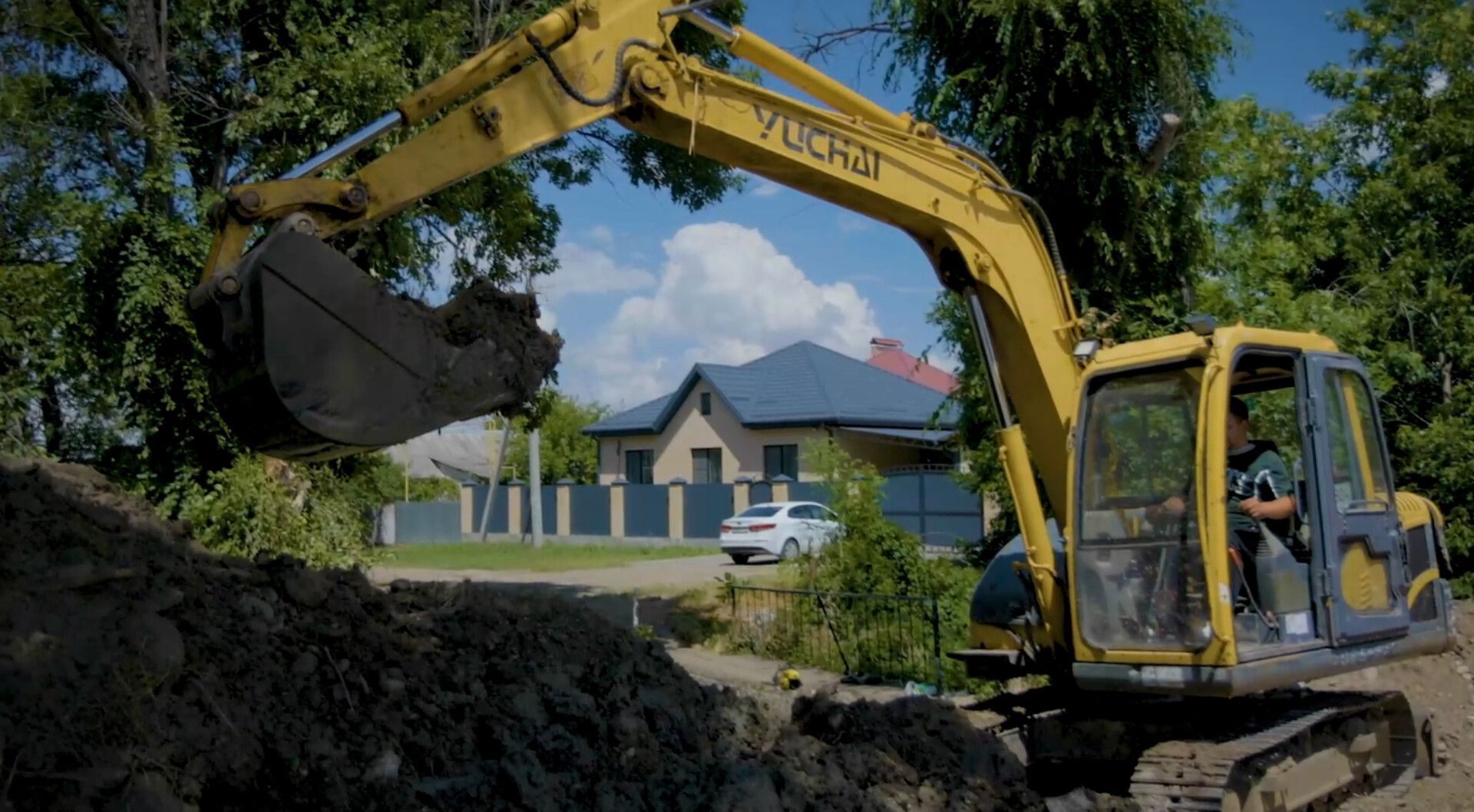 В Невинномысске завершат ремонт аварийного коллектора на улице Степной