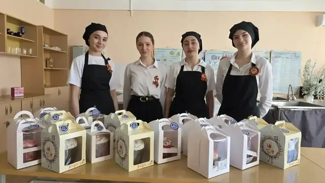 Волонтеры Ставрополья отправили в зону СВО 10 тысяч пасхальных куличей с «цифровым секретом»