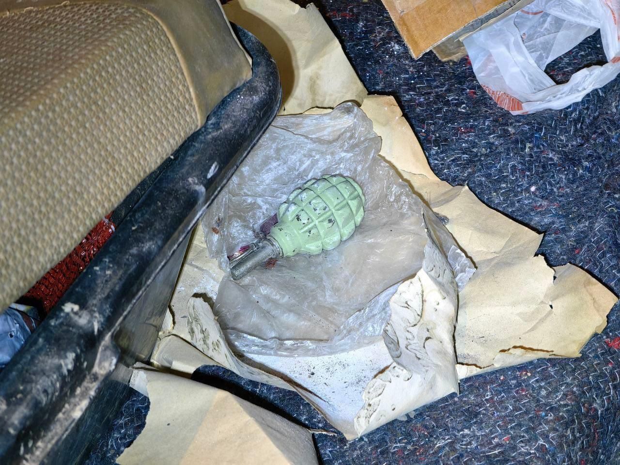 В подвале многоквартирного дома обнаружили похожий на гранату предмет