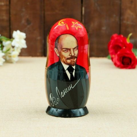 В Ставрополе на форуме молодых лидеров предложено изменить образ российской сувенирки В Ставрополе на форуме молодых лидеров предложено изменить образ российской сувенирки