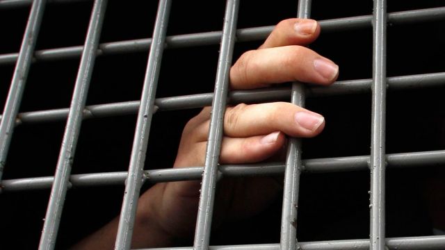 На Ставрополье супружеской паре грозит до 10 лет тюрьмы за мошенничество на 430 миллионов рублей На Ставрополье супружеской паре грозит до 10 лет тюрьмы за мошенничество на 430 миллионов рублей