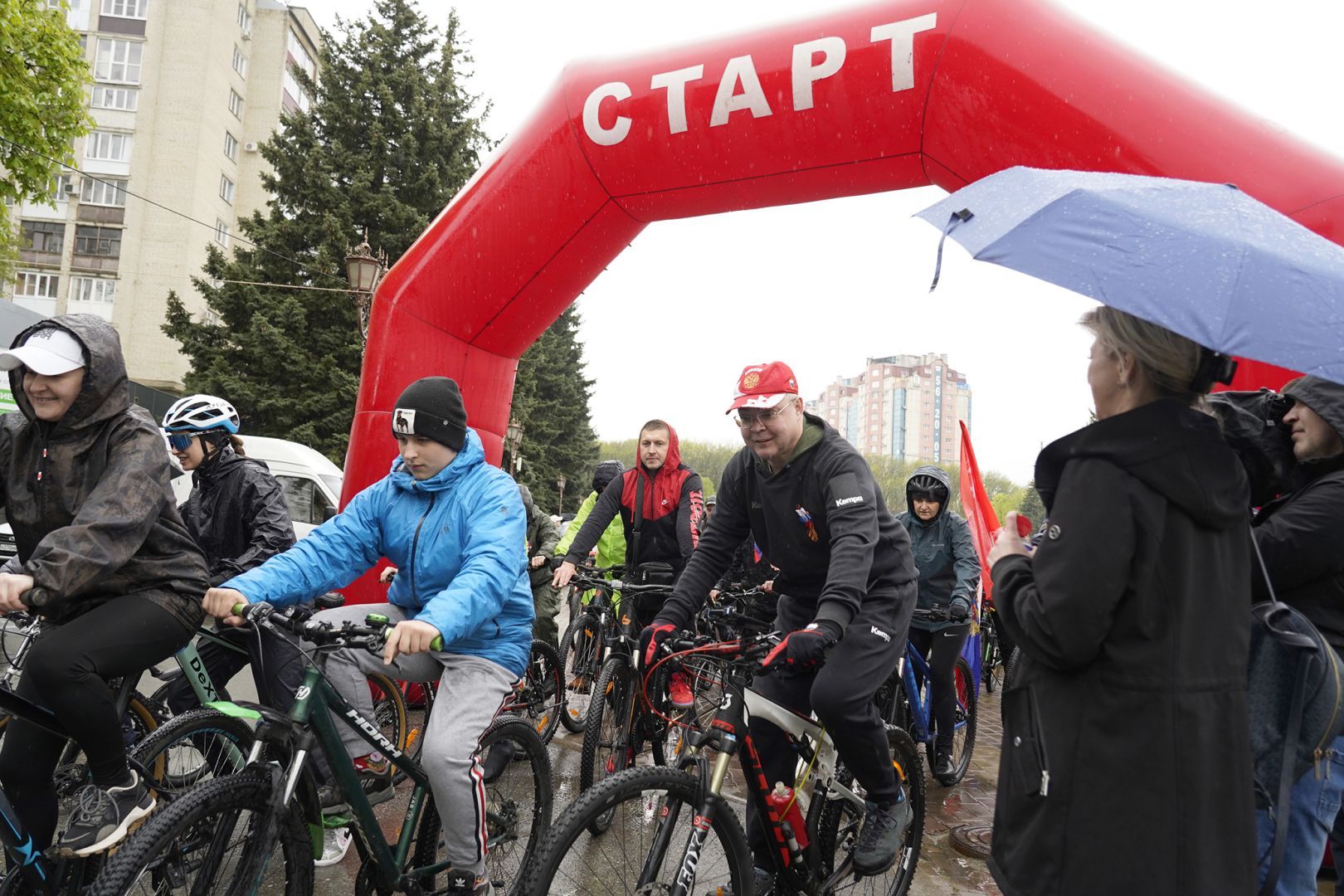 Почти четыре сотни человек поучаствовали в велопробеге «Спасибо деду за Победу»