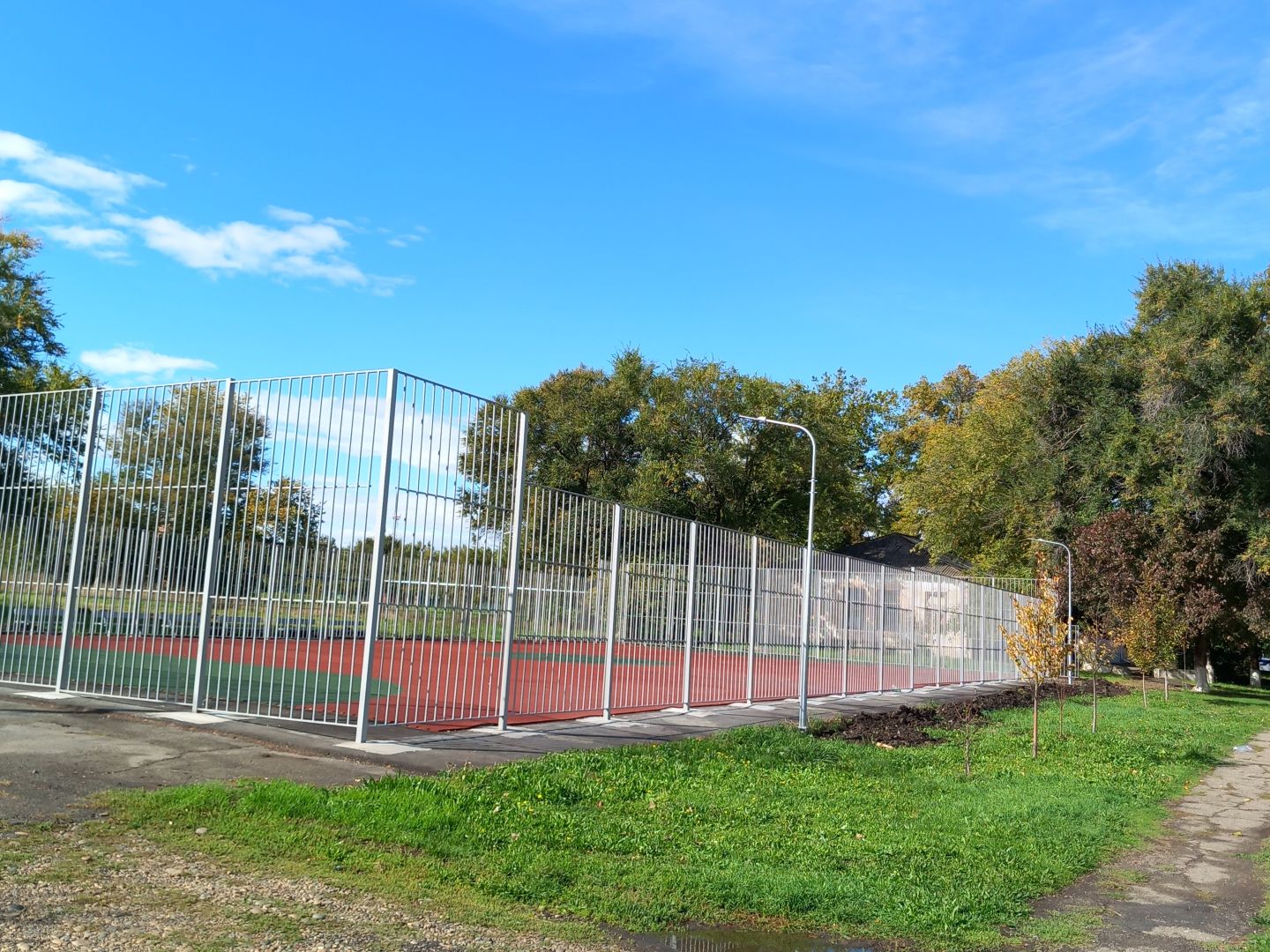 В селе Новоалександровском округе открыли отремонтированную спортплощадку