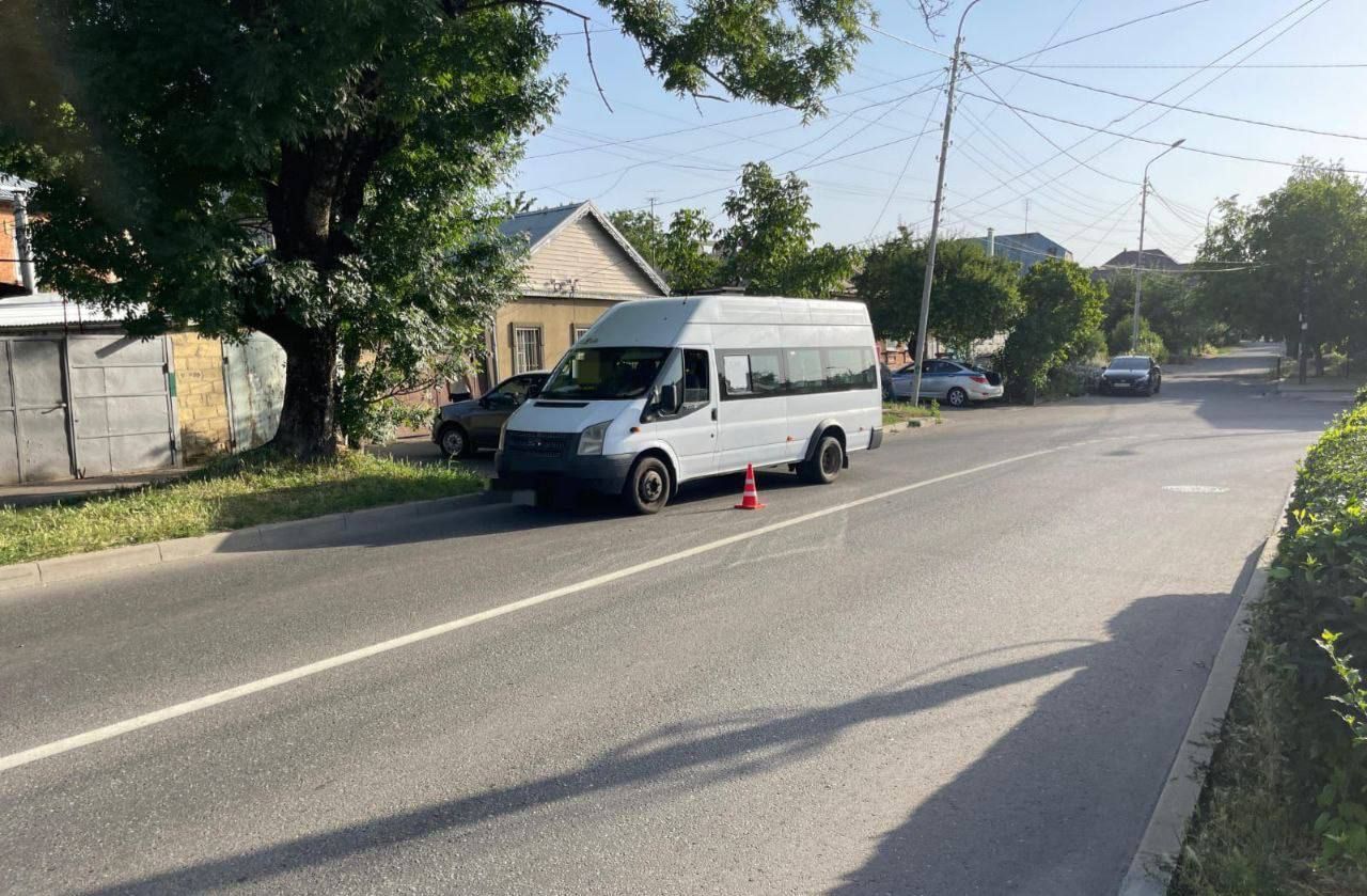 Маршрутка сбила пешехода в Ставрополе на улице Победы