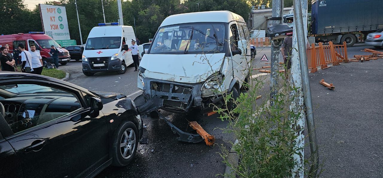 Пассажирка маршрутки пострадала в ДТП в Минводах