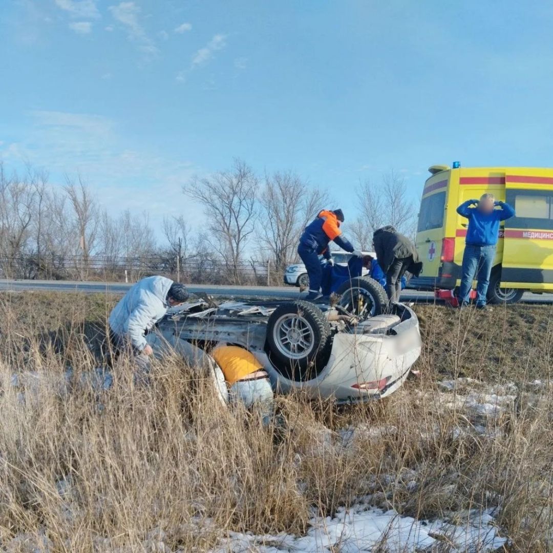 Иномарка опрокинулась на Ставрополье