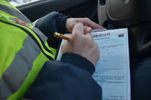 Лихач из Будённовска оплатил 290 штрафов ГИБДД после вмешательства приставов Лихач из Будённовска оплатил 290 штрафов ГИБДД после вмешательства приставов