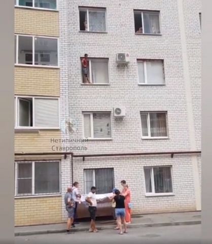 Семейная пара из Ставрополя привлекла внимание сотрудников подразделения по делам несовершеннолетних Семейная пара из Ставрополя привлекла внимание сотрудников подразделения по делам несовершеннолетних