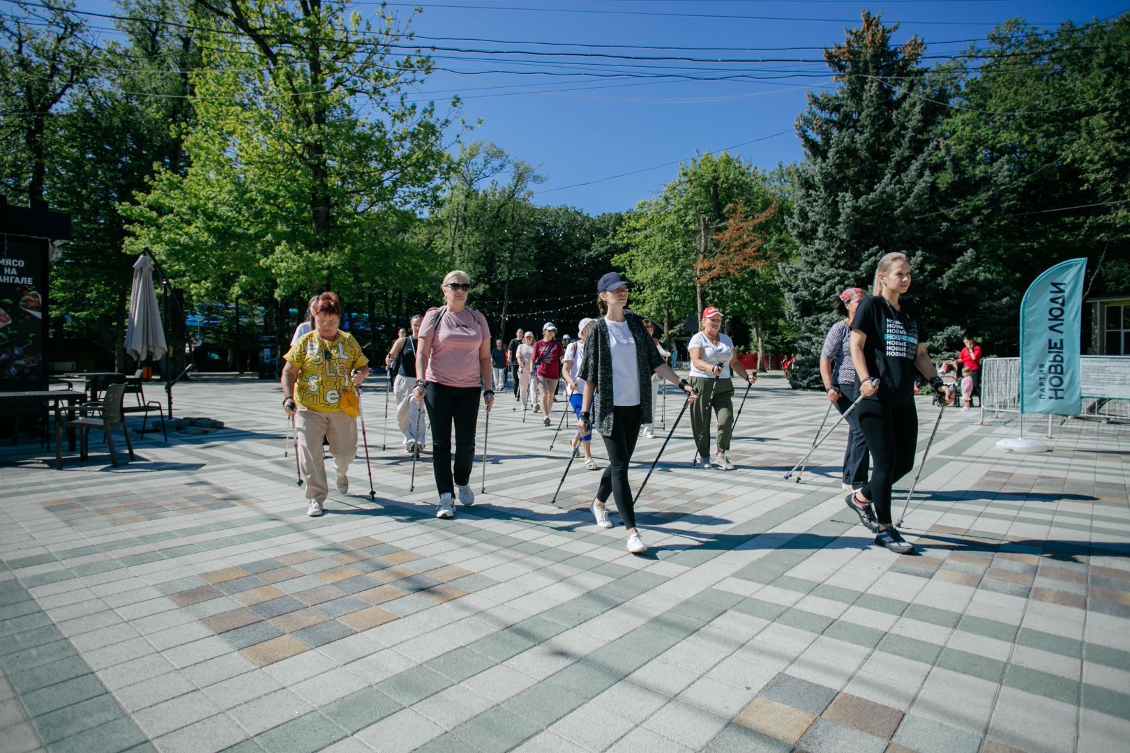 Здоровый шаг вперёд: в Ставрополе состоялся мастер-класс по северной ходьбе при участии партии «Новые люди»