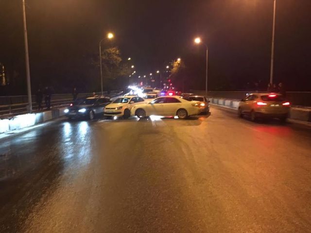 В Ставрополе в ДТП столкнулись пять автомобилей В Ставрополе в ДТП столкнулись пять автомобилей