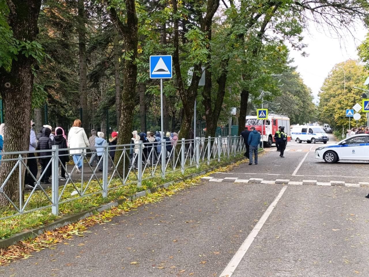 На Ставрополье проверяют сообщения о минировании школ
