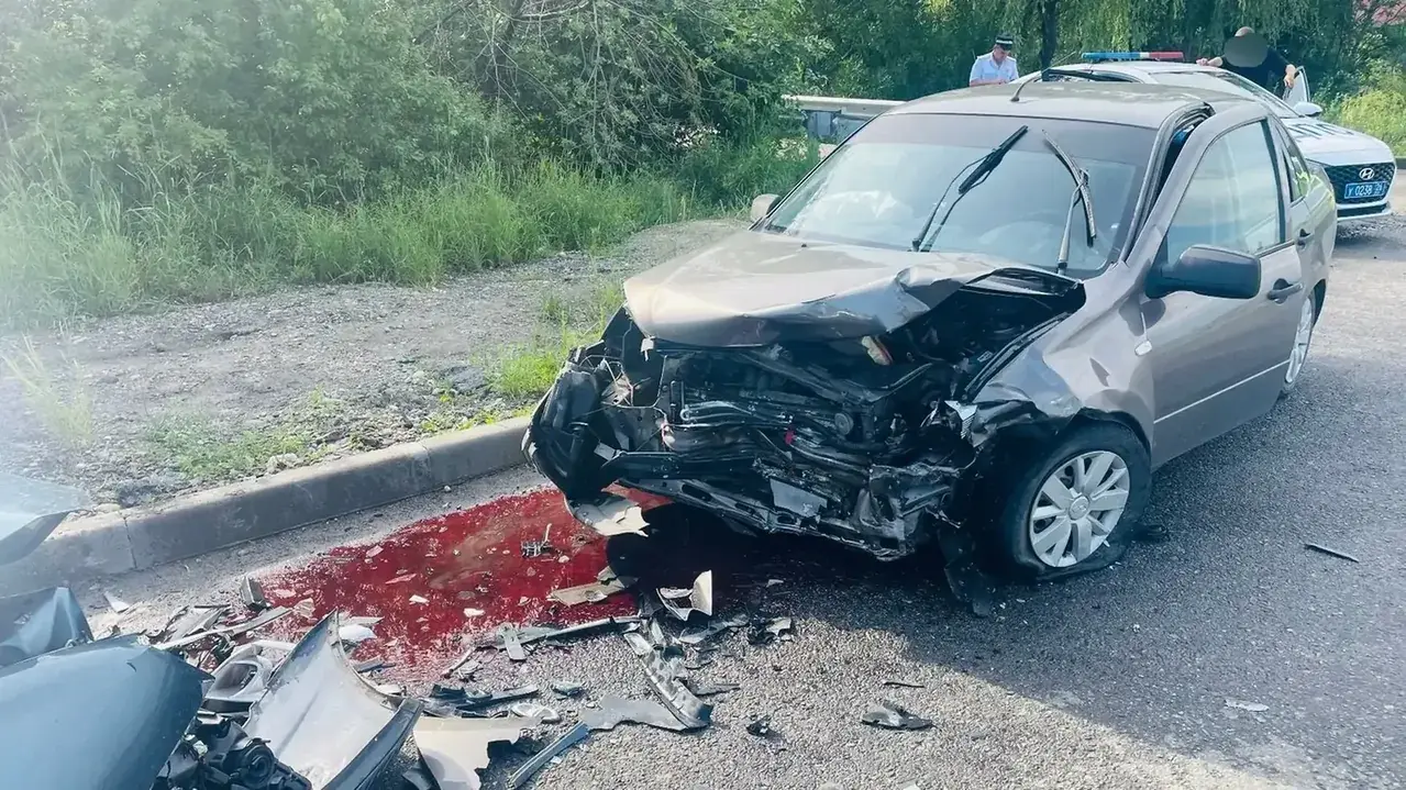 Женщина и подросток пострадали в аварии в Невинномысске