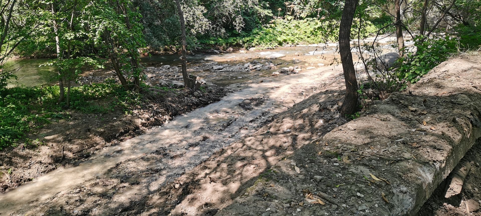 В Кисловодске очистили русло реки Белой