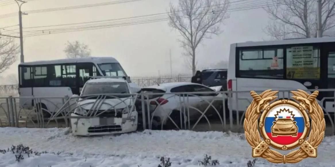 Пассажирка маршрутки пострадала в ДТП с четырьмя машинами в Ставрополе