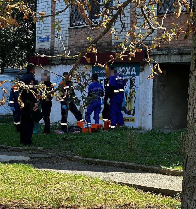 В Ставрополе проверяют обстоятельства смерти выпавшей из окна женщины