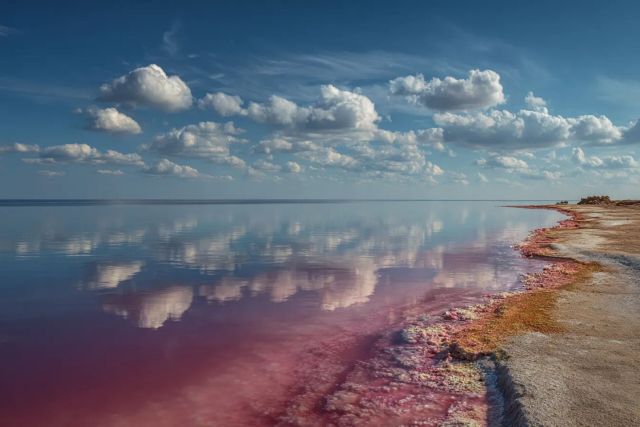Соленое озеро на Ставрополье стали чаще посещать туристы