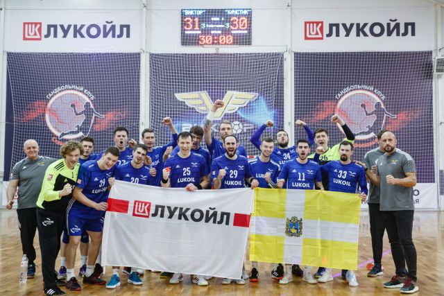 Гандболисты клуба "Виктор" продолжают выигрывать у соперников Гандболисты клуба "Виктор" продолжают выигрывать у соперников