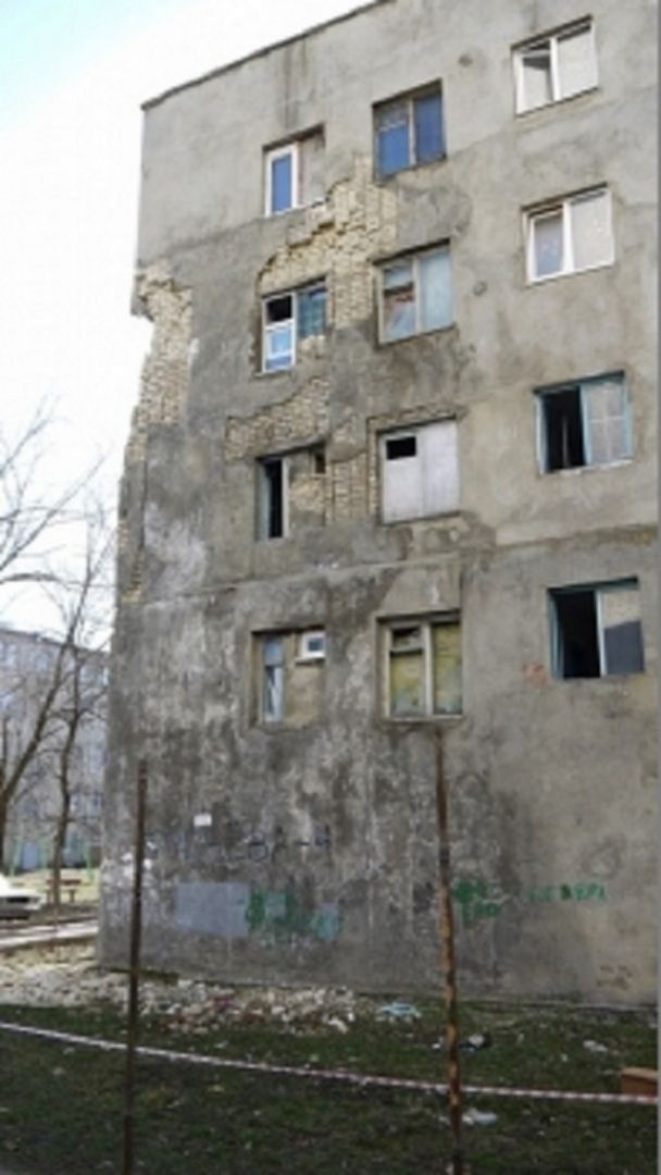 В Ставрополе продолжается ремонт здания общежития на улице Бруснёва, 4 В Ставрополе продолжается ремонт здания общежития на улице Бруснёва, 4