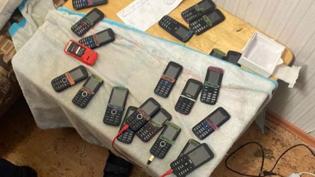 ФСБ Ставрополья накрыла банду телефонных мошенников, укравших у россиян более 45 млн рублей