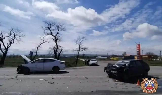 Молодой водитель пострадал в аварии в Буденновском округе