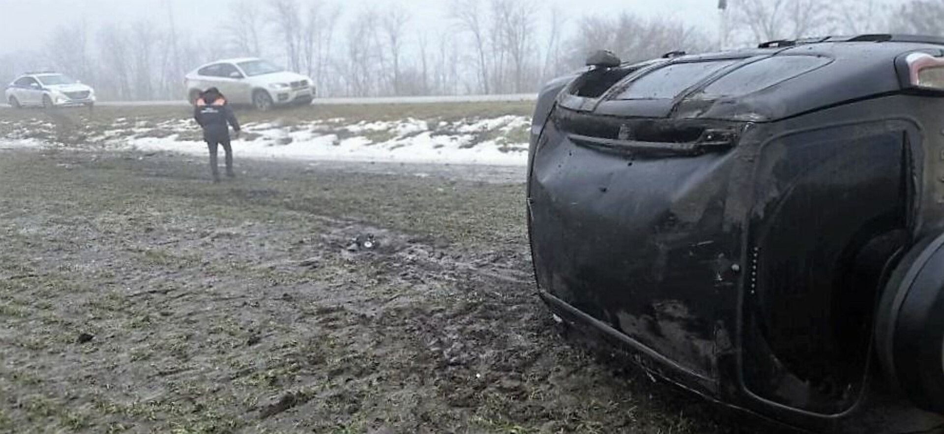 Внедорожник опрокинулся в Шпаковском округе