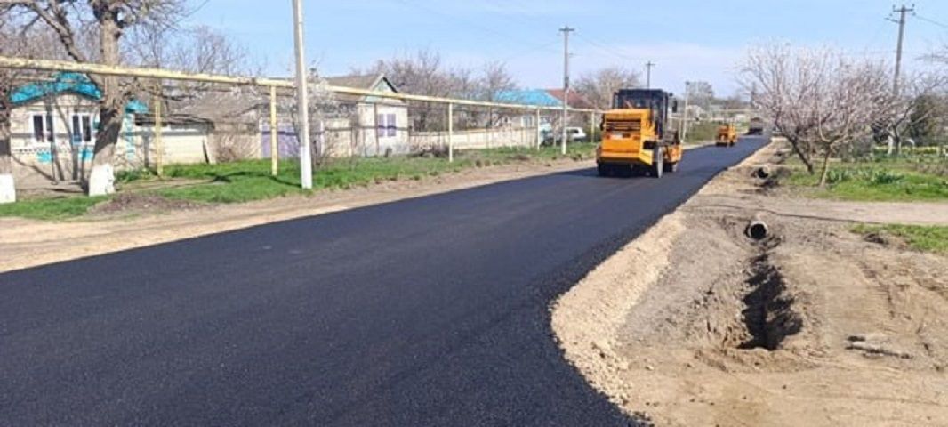 Школьная дорога в ставропольском селе Нины получила новое покрытие за 8,6 млн рублей