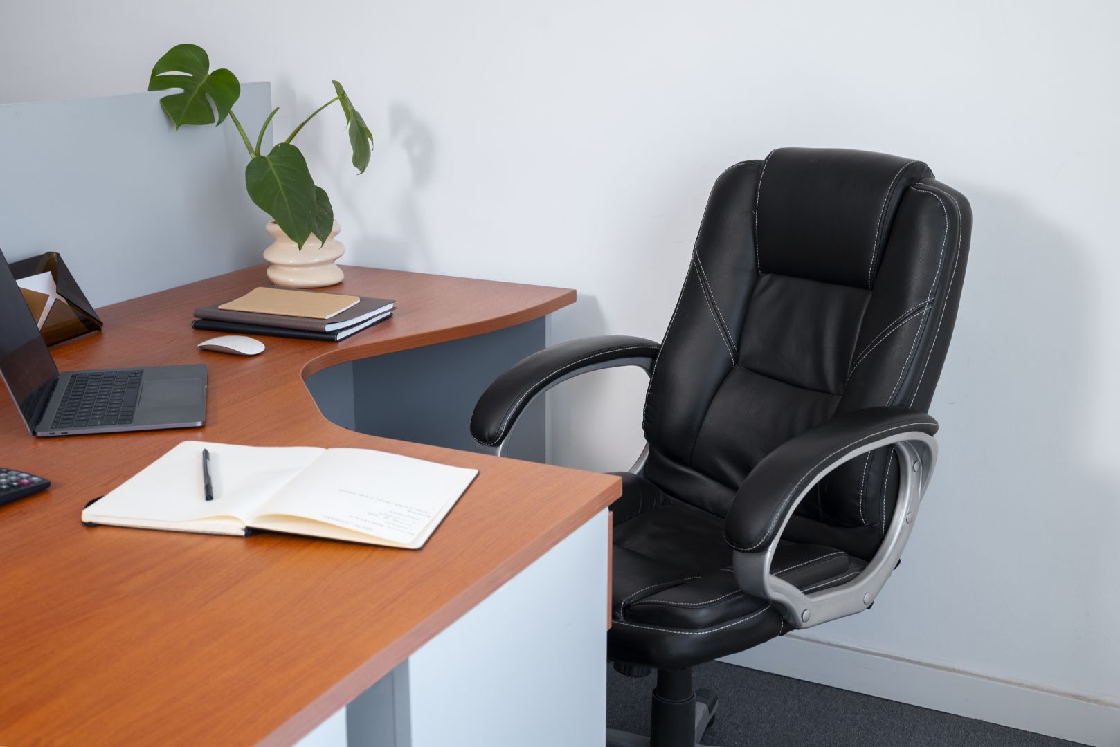 На Ставрополье 35 чиновников уволили в связи с утратой доверия