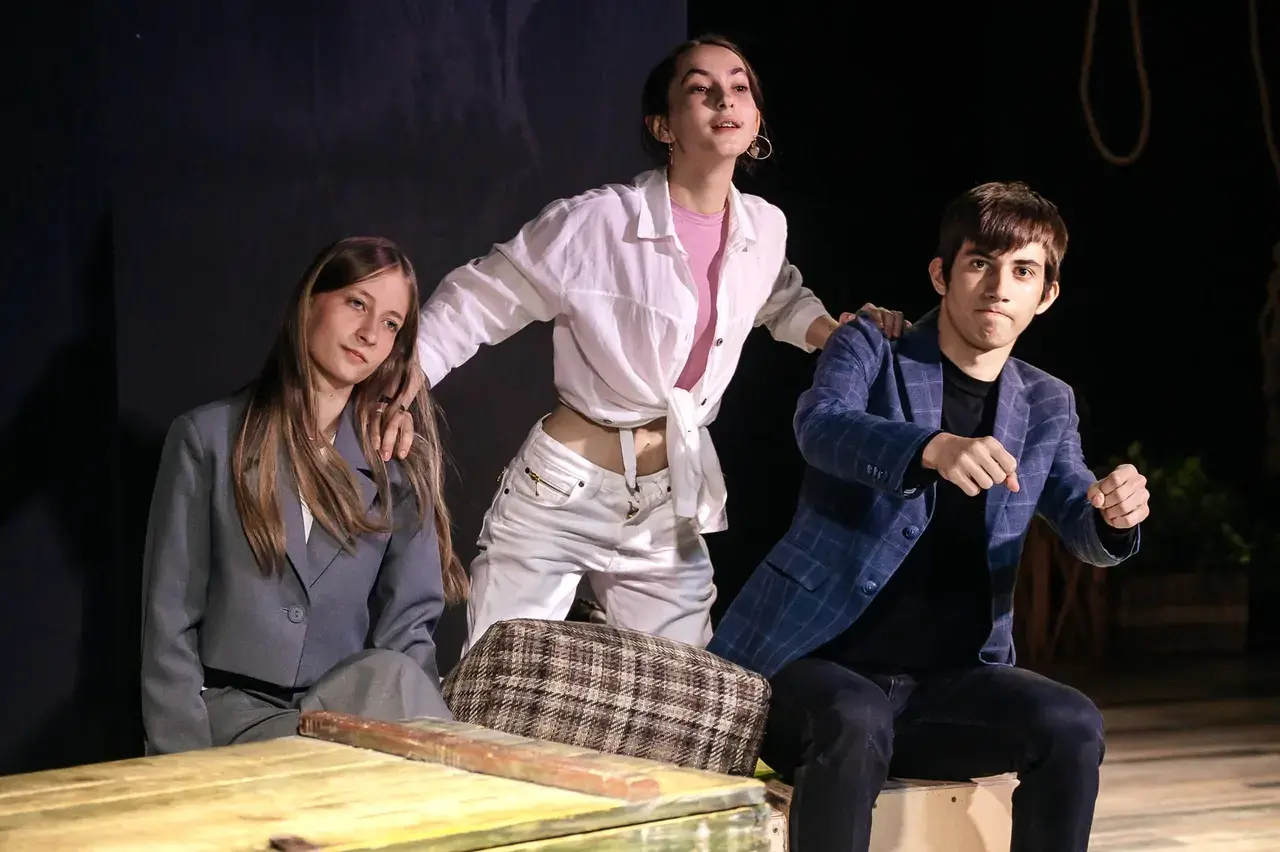 В Ставрополе пройдет благотворительный показ спектакля «Обнимательная машина»