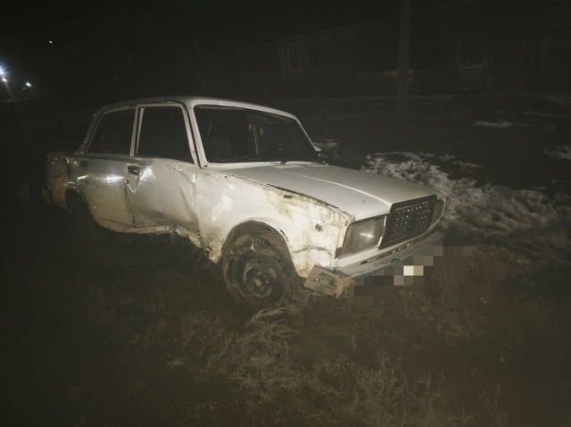 Юноша пострадал при опрокидывании авто