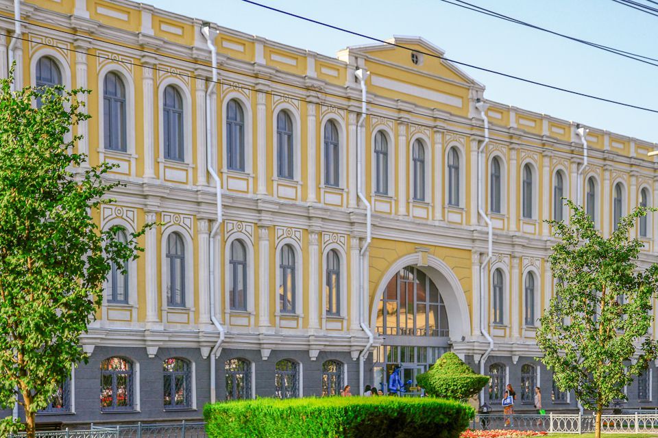 В Ставрополе открылась выставка геральдики России В Ставрополе открылась выставка геральдики России