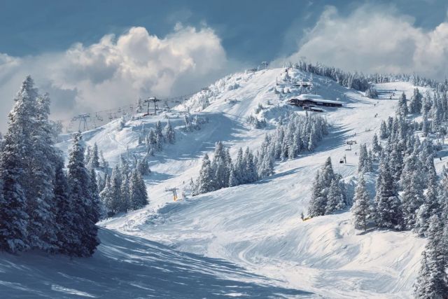 Куда поехать на Новый год 2026: топ направлений от 20 тысяч