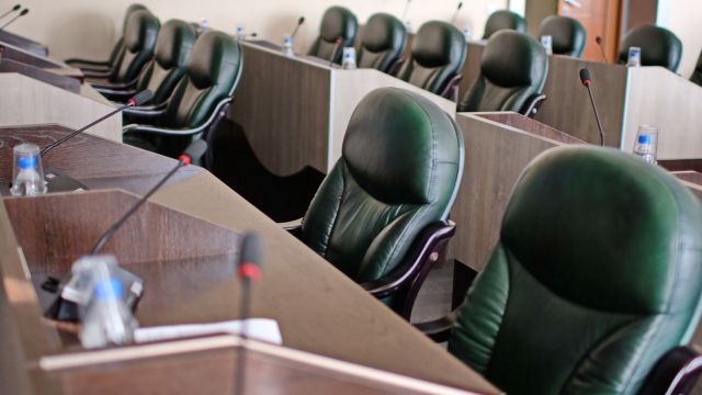 Глава Пятигорска сообщил о намерении уволить 68 чиновников Глава Пятигорска сообщил о намерении уволить 68 чиновников