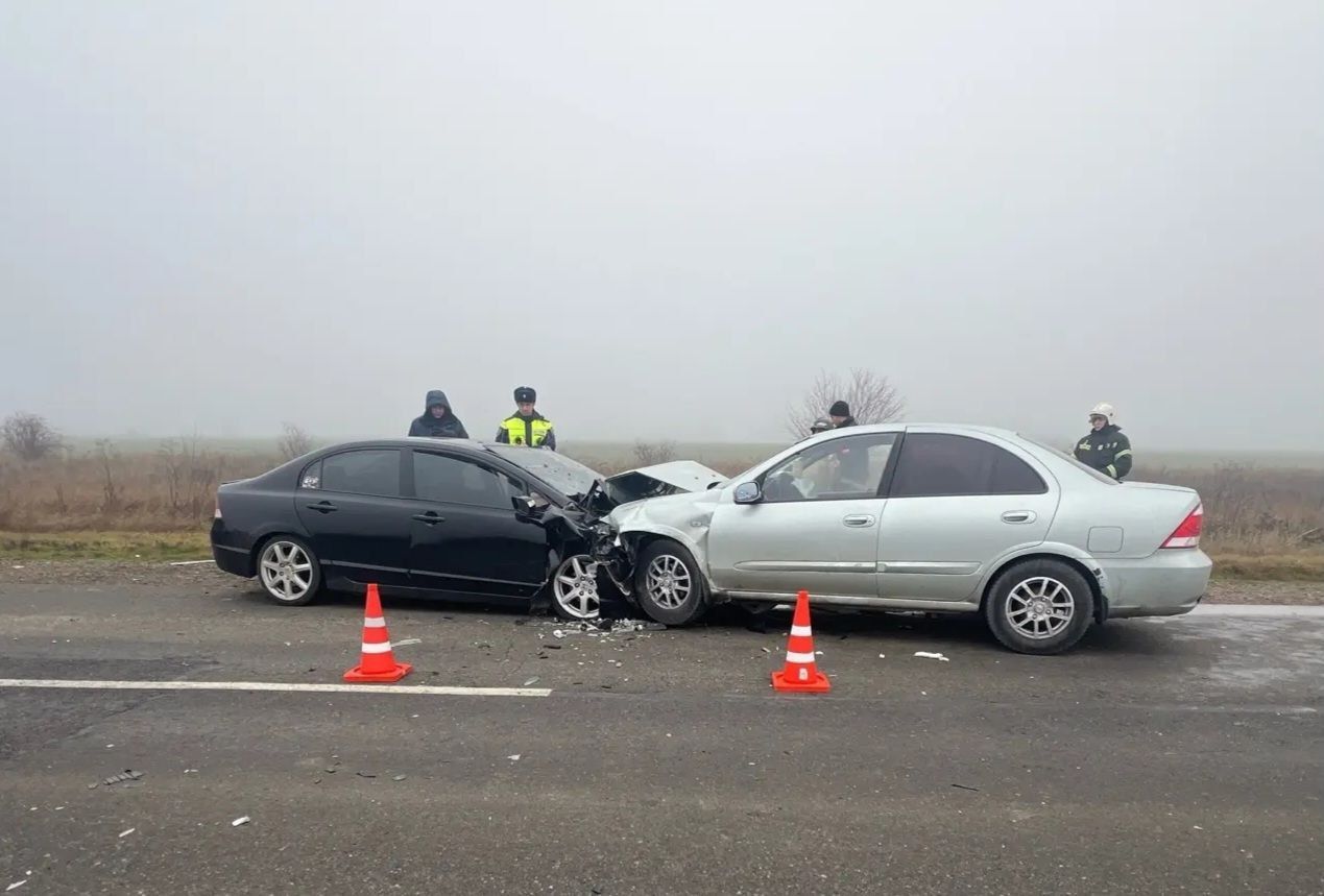 Два человека доставлены в больницу после ДТП на Ставрополье