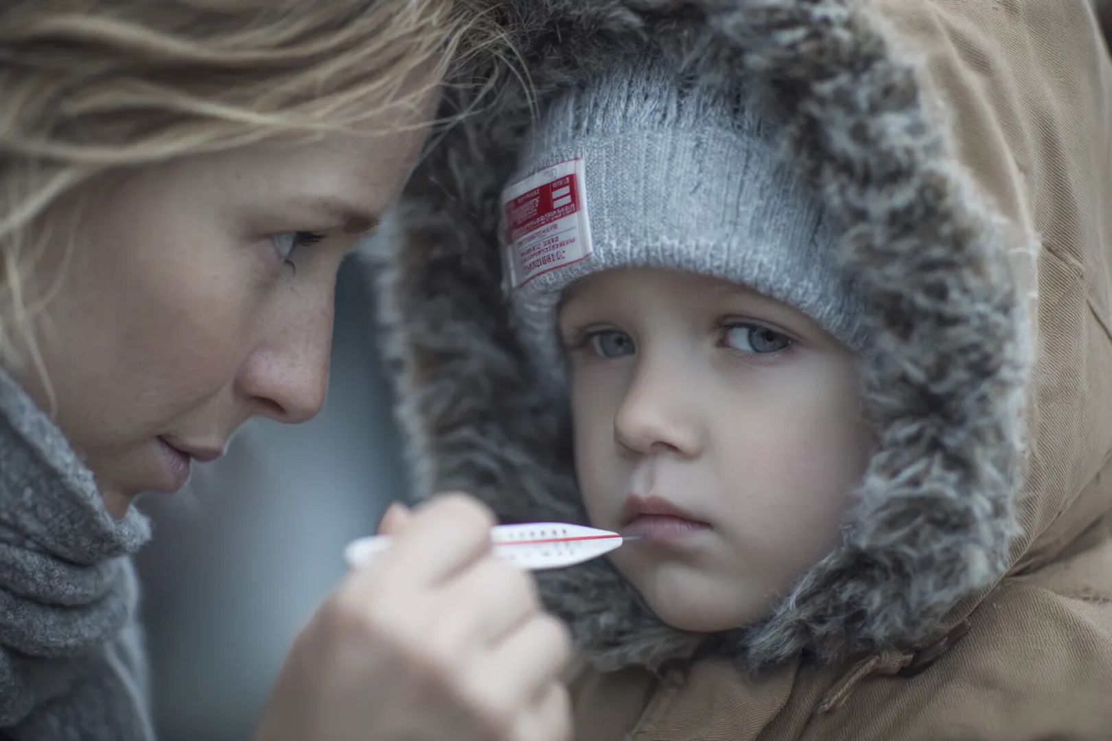 Почему дети в сентябре болеют чаще: мнение педиатров и способы защиты