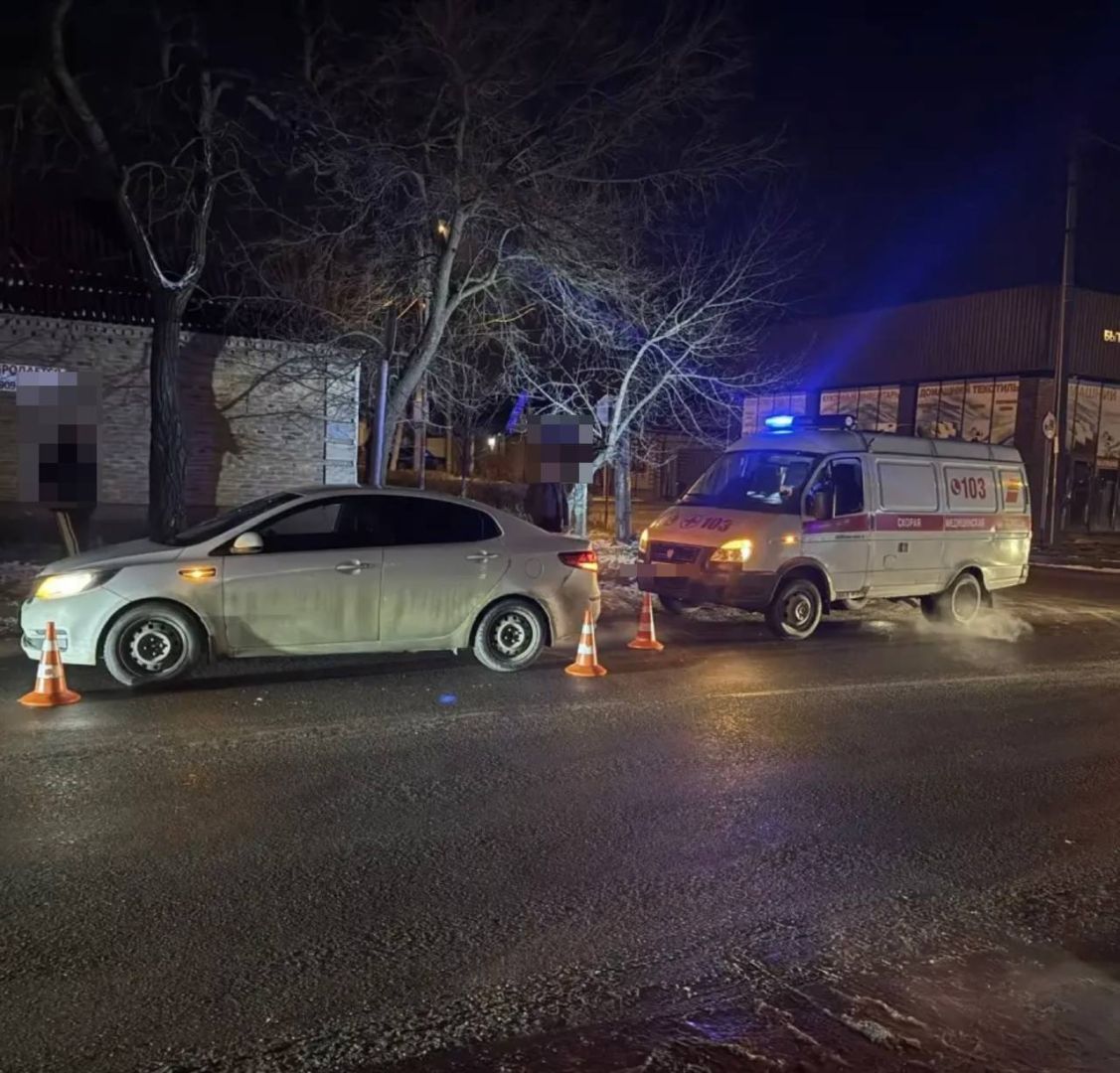 Машина сбила перебегавшего дорогу будённовца
