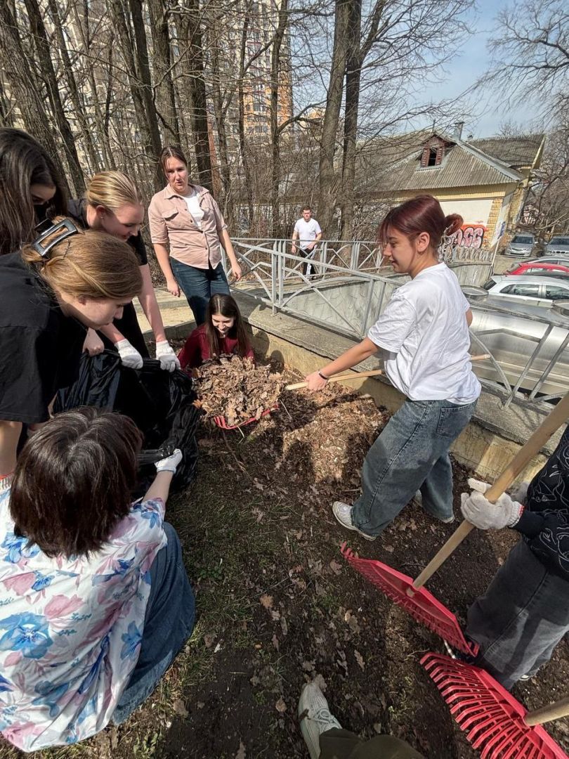 Ставропольцы собрали 35 кубометров мусора в первый санитарный день